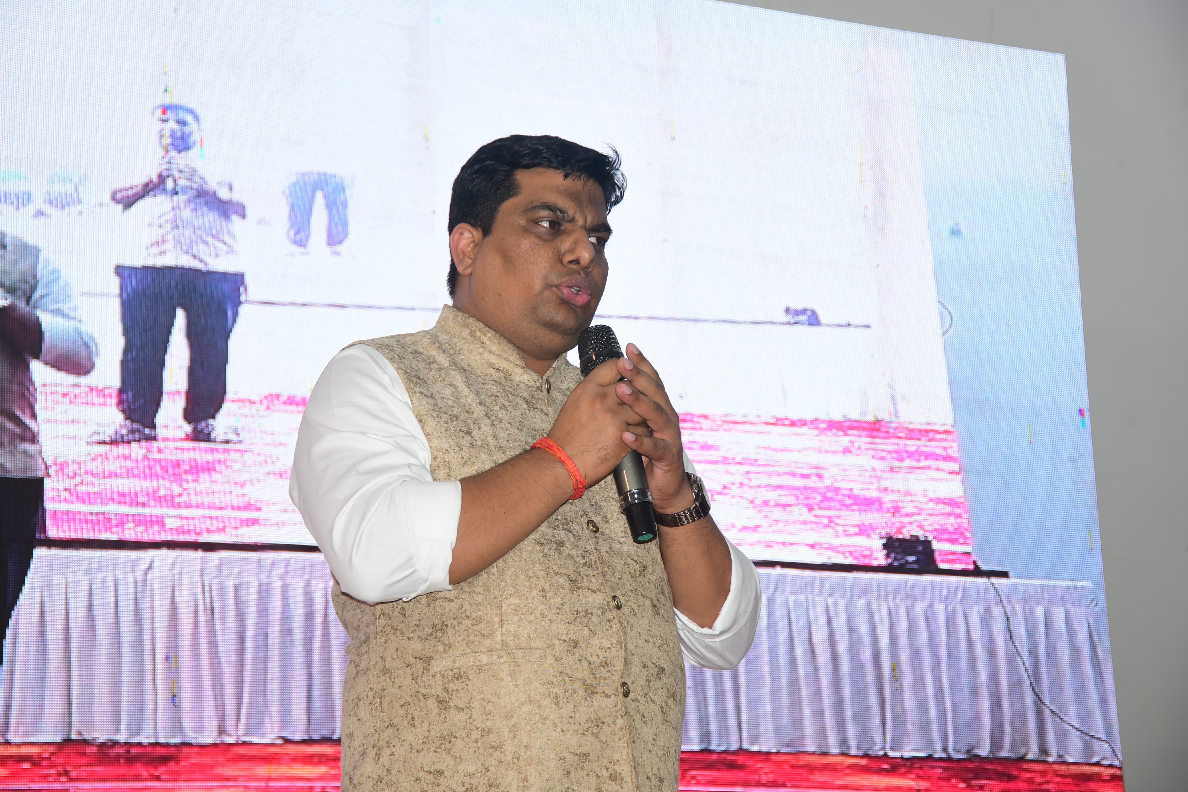 WhatsApp Image 2025-11-08 at 10.42.20 PM.jpeg